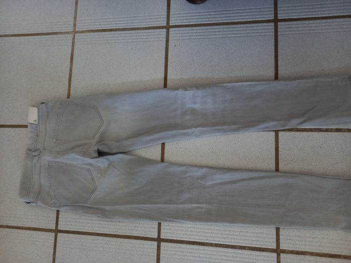 Jeans 11/12 ans - photo numéro 2
