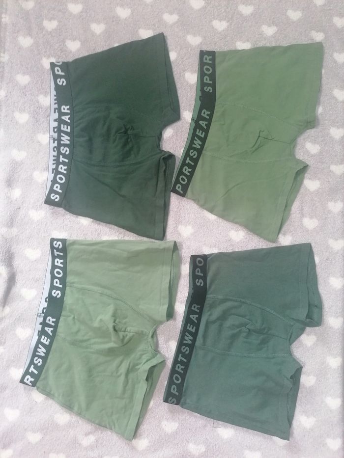 Lot 10 articles sous-vêtements garçon 14 ans dont 2 offerts - photo numéro 2