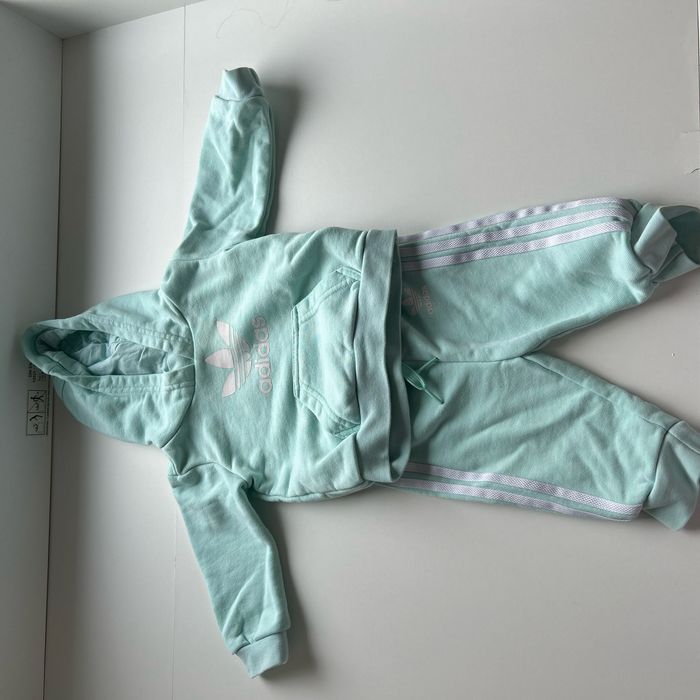 Ensemble adidas