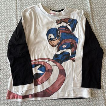 Lot de 2 tee shirt taille 4 ans