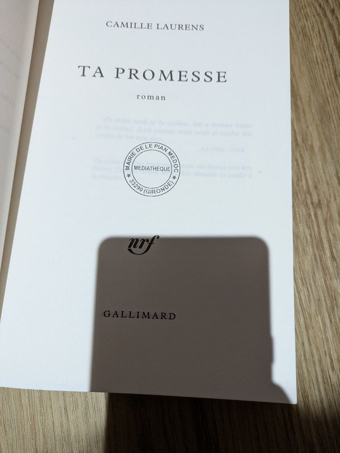 Livre Ta Promesse Camille Laurens - photo numéro 5