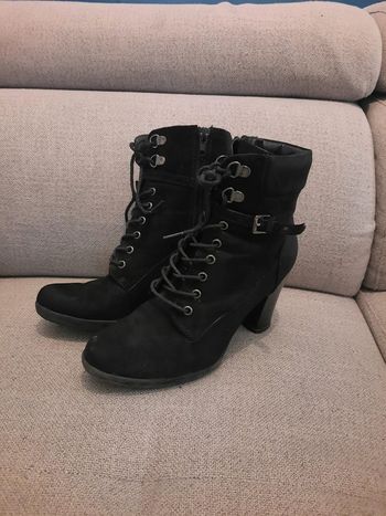 Bottine à talon fashion victim