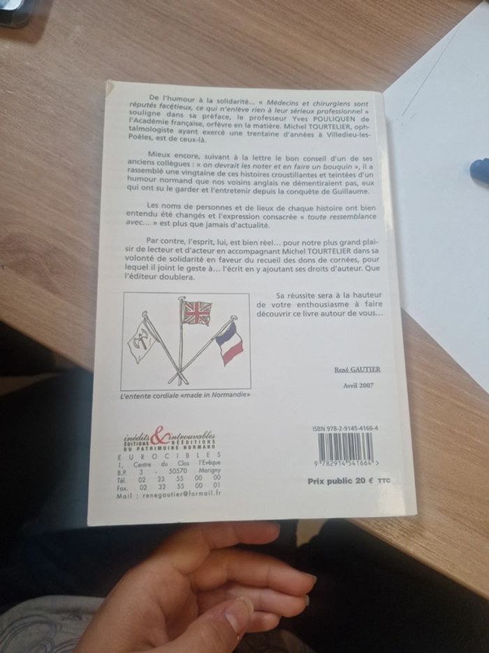 Des morts sans gravité livre - photo numéro 2