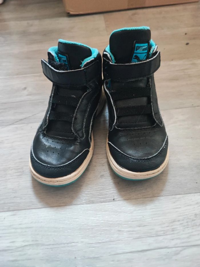 Chaussures taille 25 puma - photo numéro 2