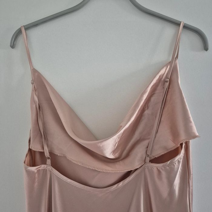 Nuisette en satin et dentelle rose pale beige - Shein - Taille M : 38 - 40 - photo numéro 7