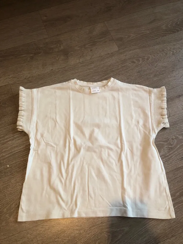 Zara tee-shirt gris clair taille 9/10 ans excellent état