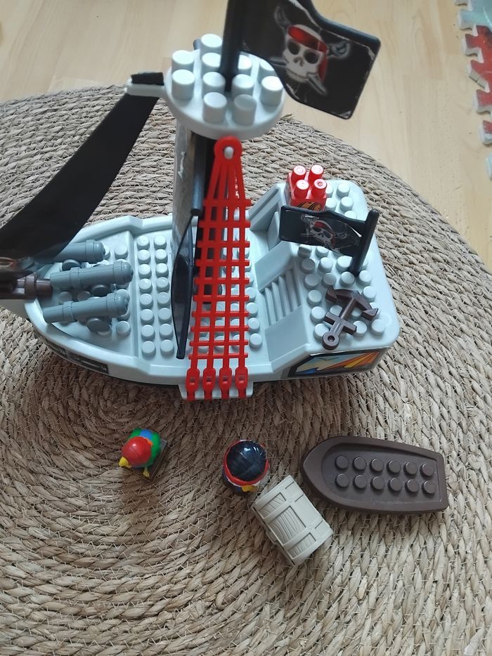 Bateau pirate abrick, ecoiffier