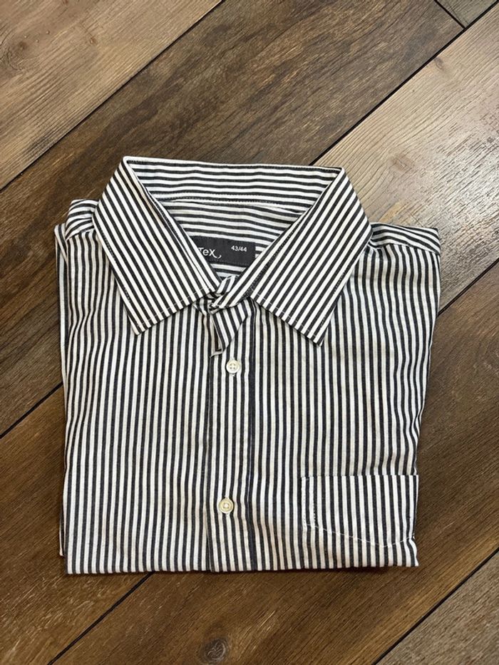 Chemise à rayures