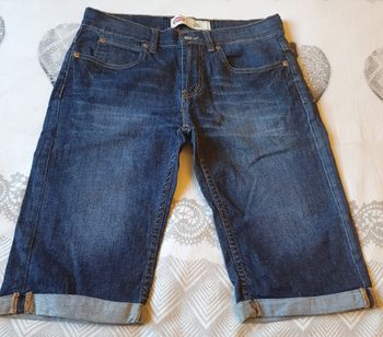 Bermuda levi's de taille 16ans 