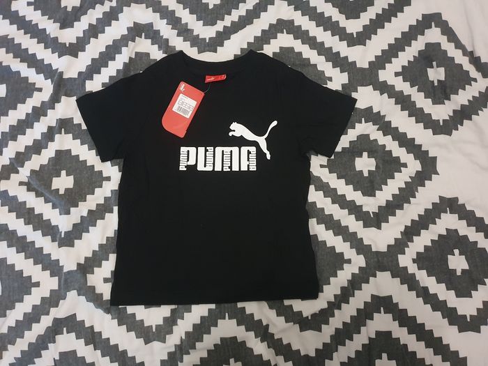 Puma t-shirt taille 6 ans