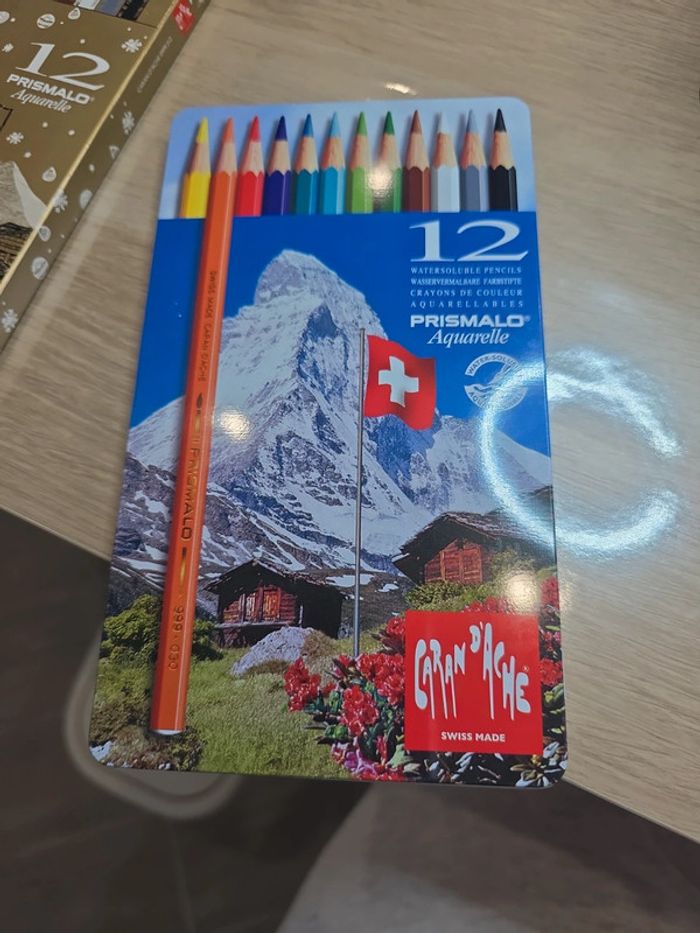 Crayon de couleur - photo numéro 2