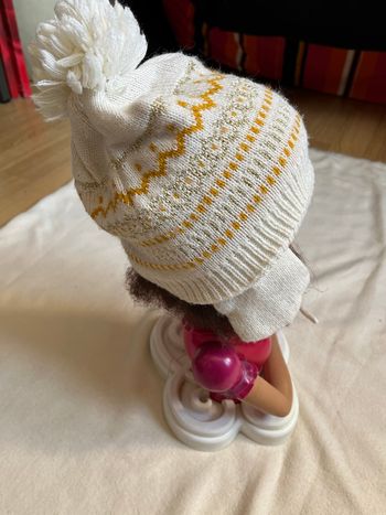 Bonnet pompon 2 à 3 ans