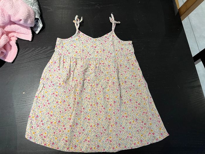 Robe 3 ans