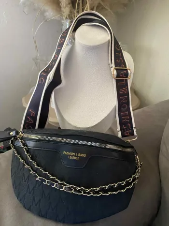 Sac banane noir tendance