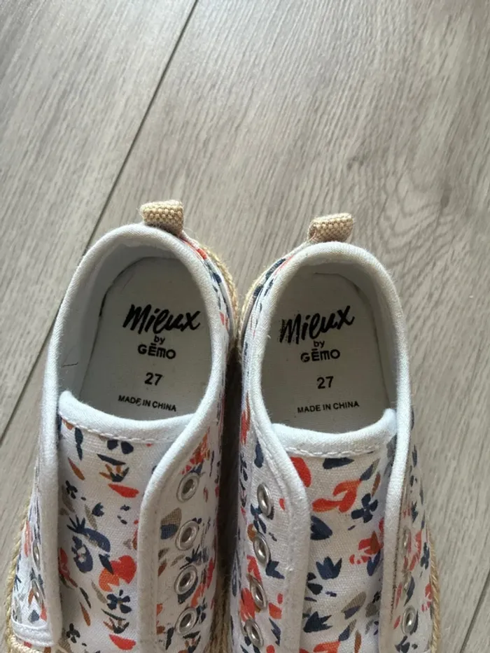 Tennis à fleurs 🌸 - photo numéro 3