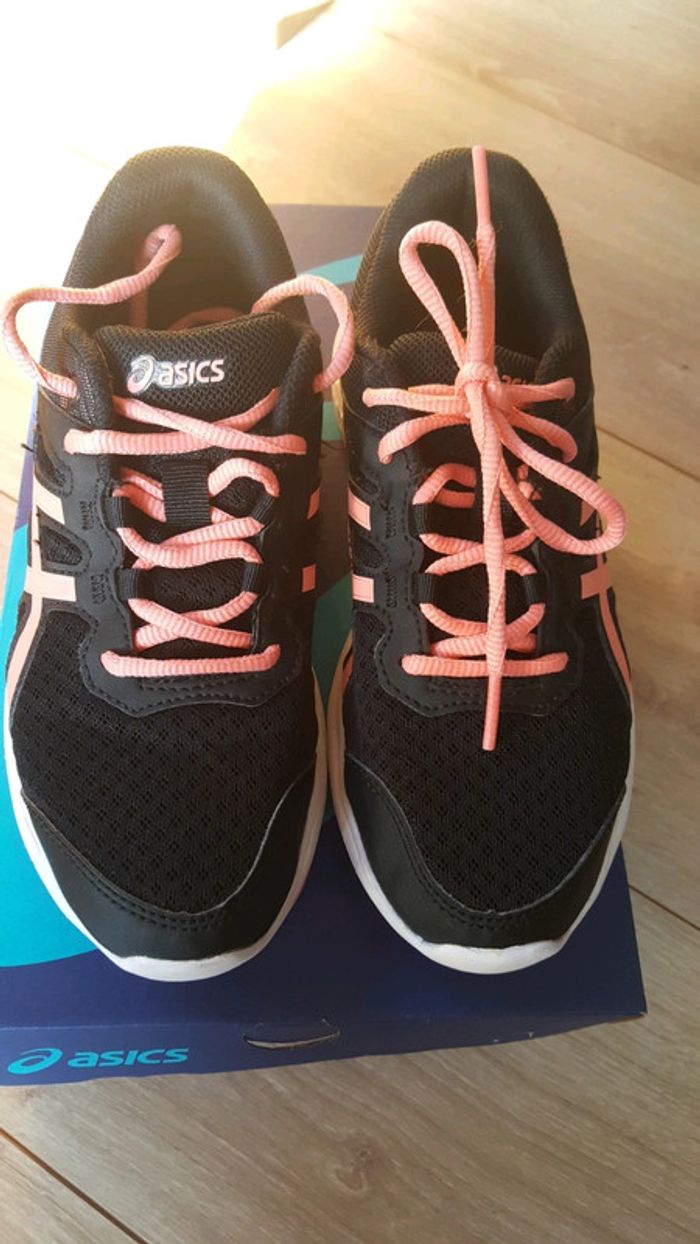basket Asics gel fille taille 35.5