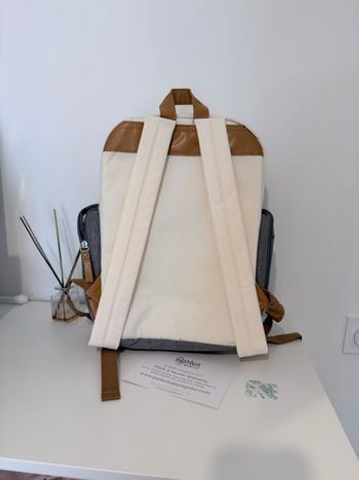 Sac à dos d’équipement parentale bébé - photo numéro 2