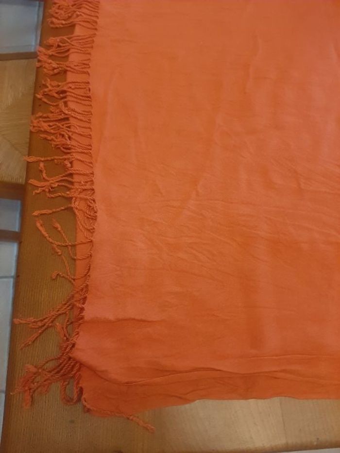 Écharpe 192x75 cm.
