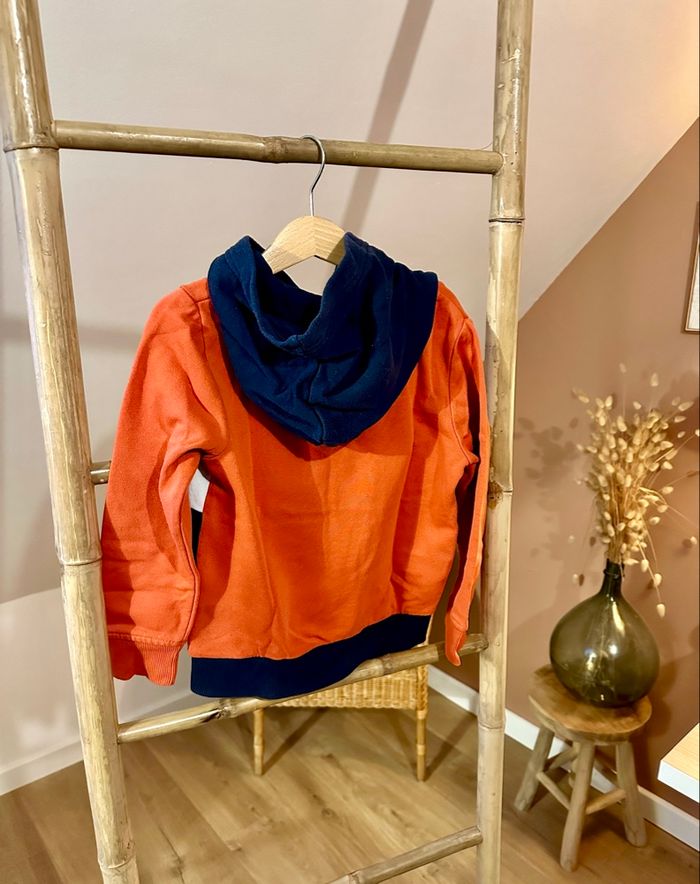 💜 Pull avec capuche orange & noir gemo 6 ans 💜 - photo numéro 4