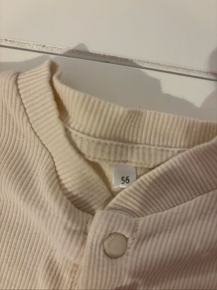 Combinaison beige bébé - photo numéro 4