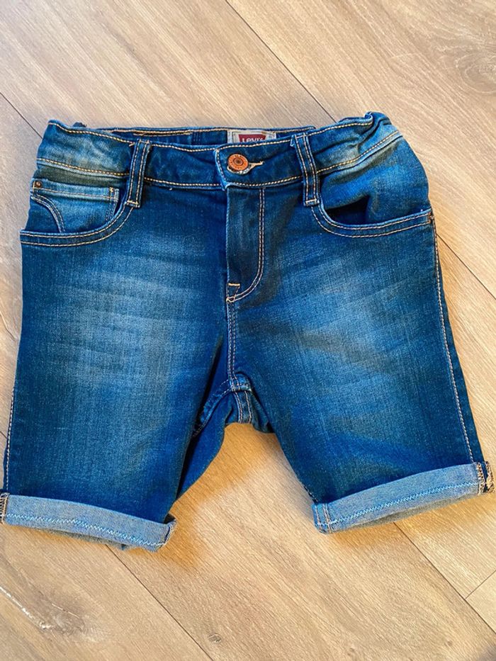 Short Levî’s