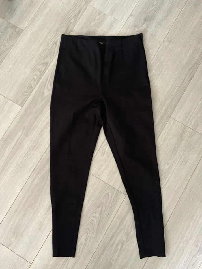 Pantalon noir de tailleur