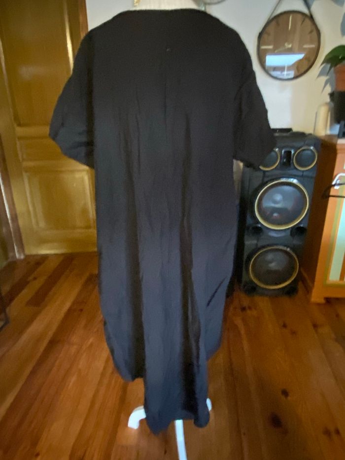 Robe longue noire fluide avec boucle décorative – Tissu léger - photo numéro 3