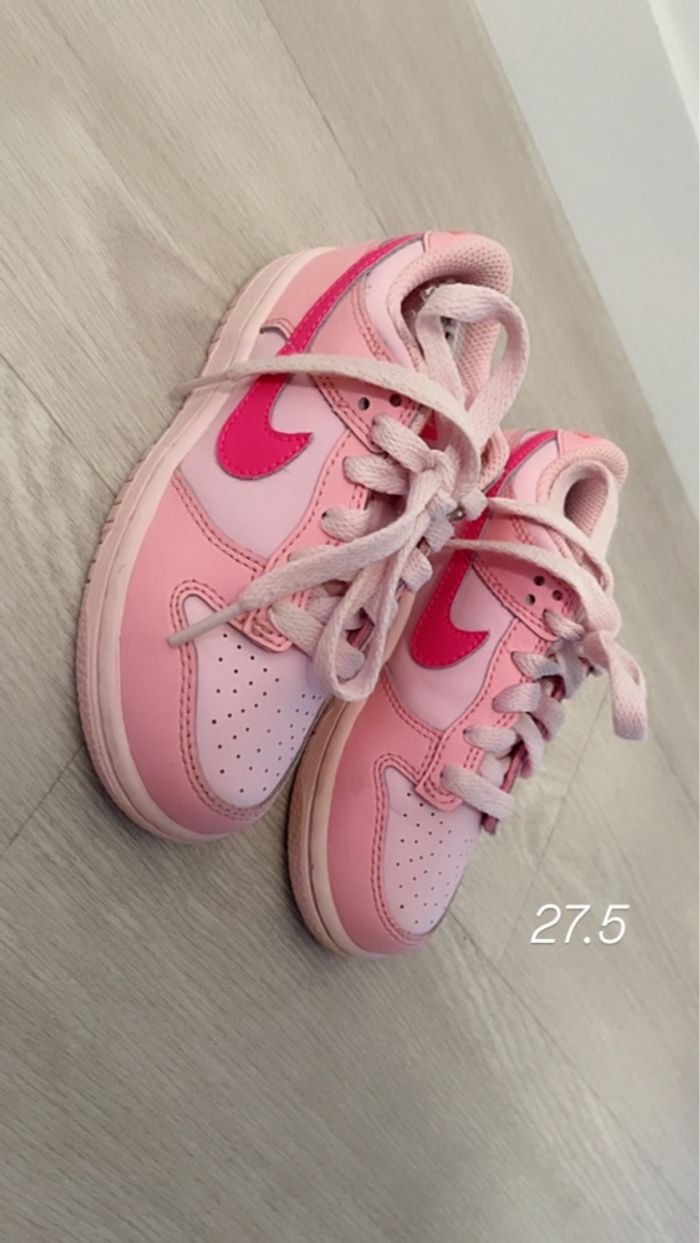 baskets Dunk Low Triple Pink