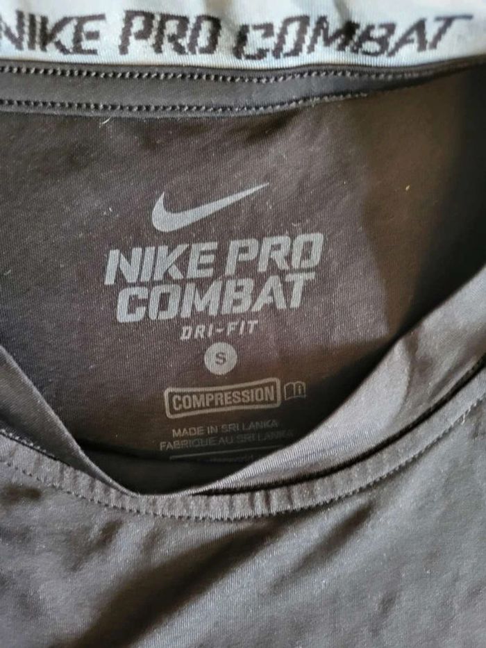 Haut de sport Nike Pro Combat - photo numéro 3