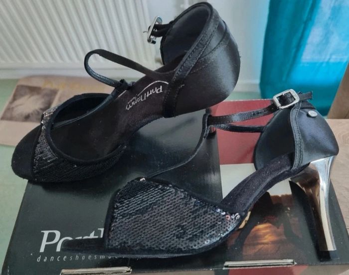 Chaussures de danse Portdance T38 neuves - photo numéro 2