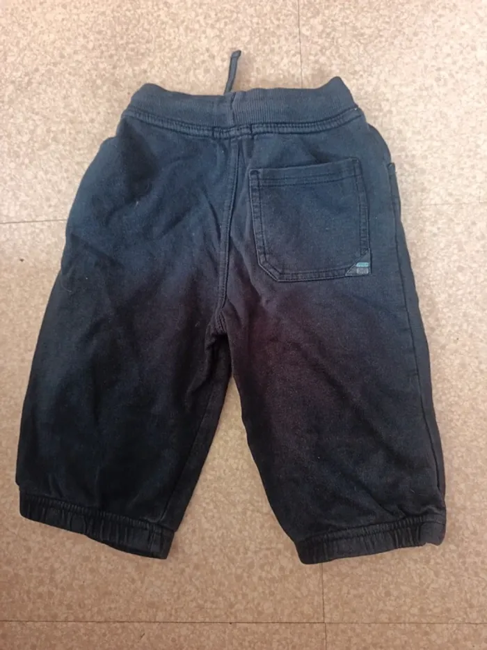 Jogging 12 mois - photo numéro 2