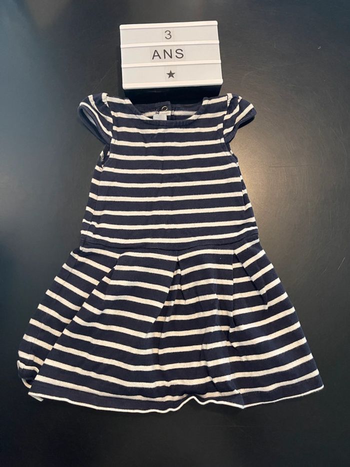 Robe rayée épaisse