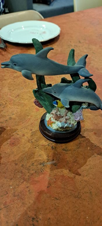 Figurine dauphin