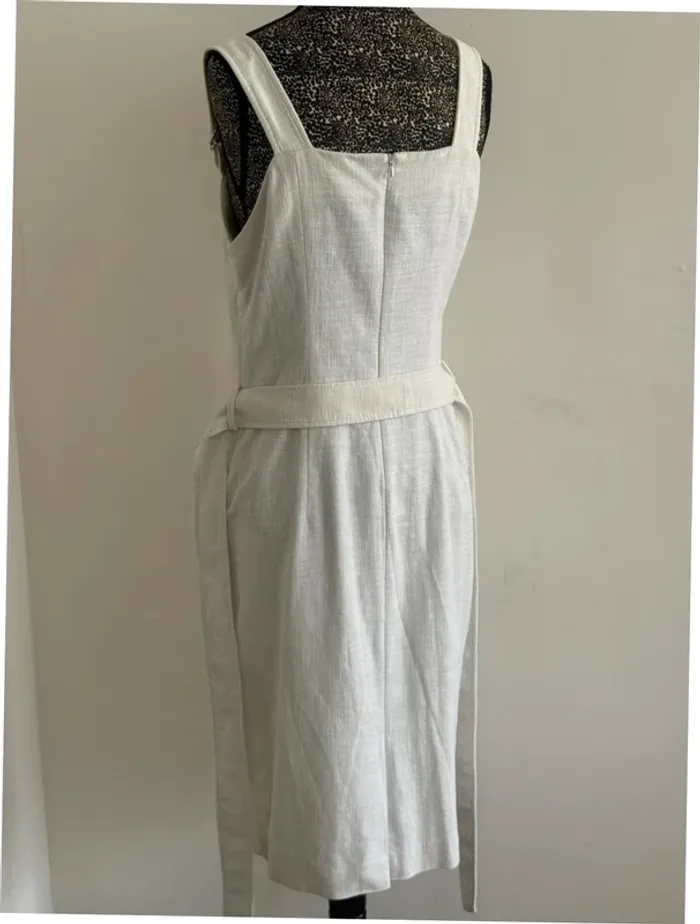 Robe blanche casual Hugo Boss – Taille 38 - photo numéro 4