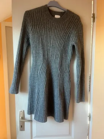 robe en maille côtelé gris chiné