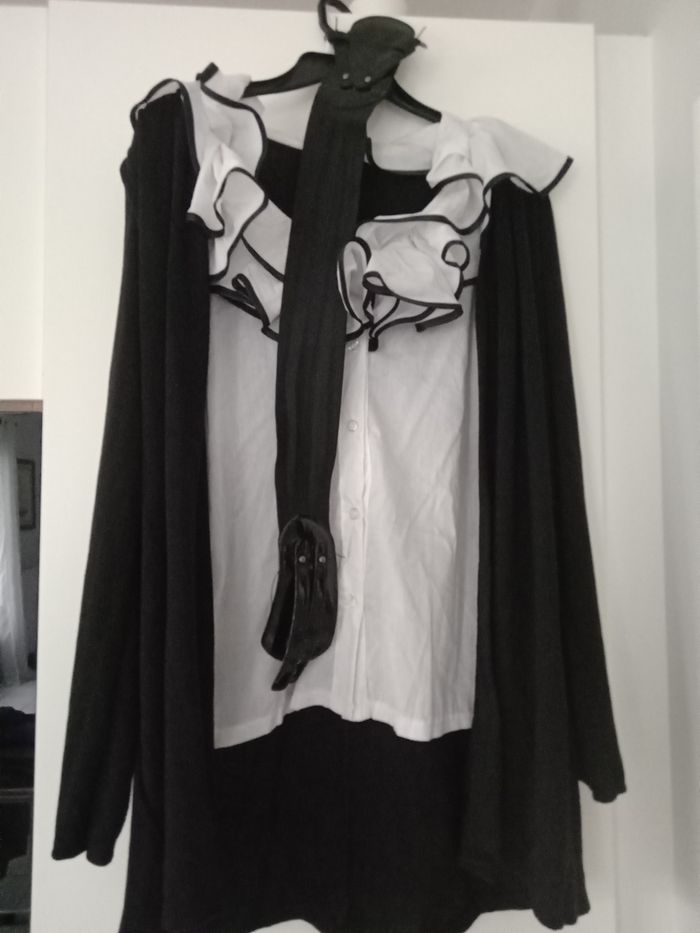 Vêtements  en vente - photo numéro 8