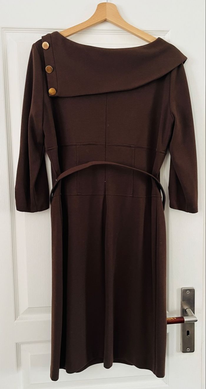 Robe marron - photo numéro 2