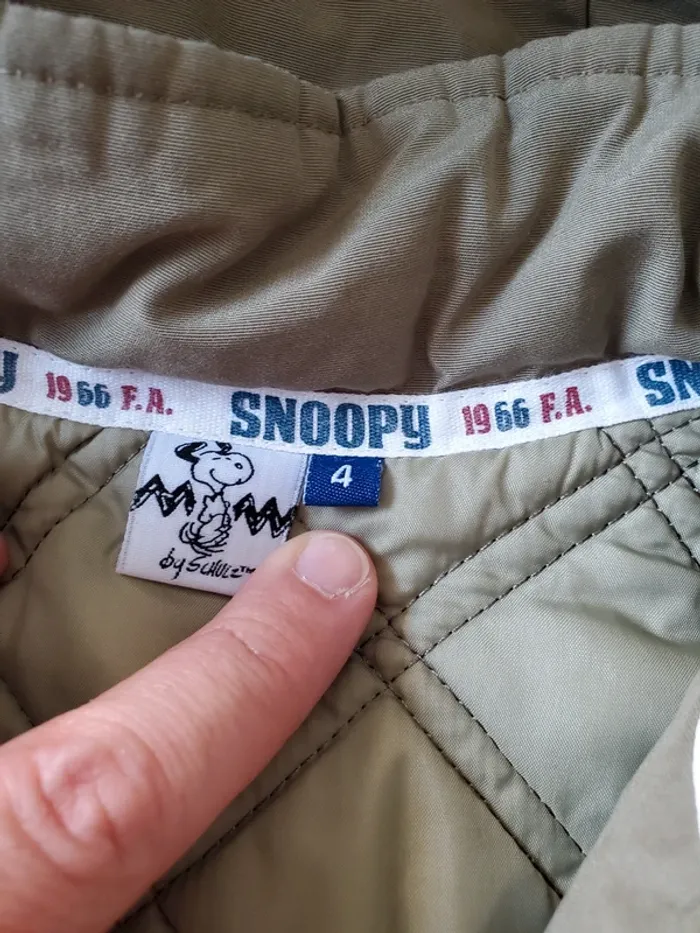 Manteau matelassé snoopy 4ans - photo numéro 3