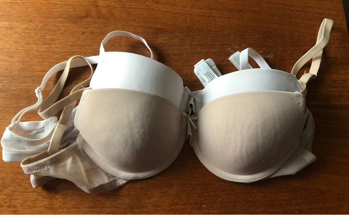 Lot 2 soutiens-gorges Primark 90A