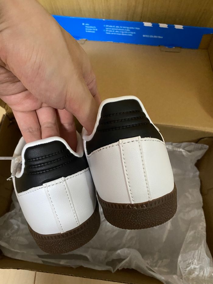 Baskets Adidas Taille 38 - photo numéro 3