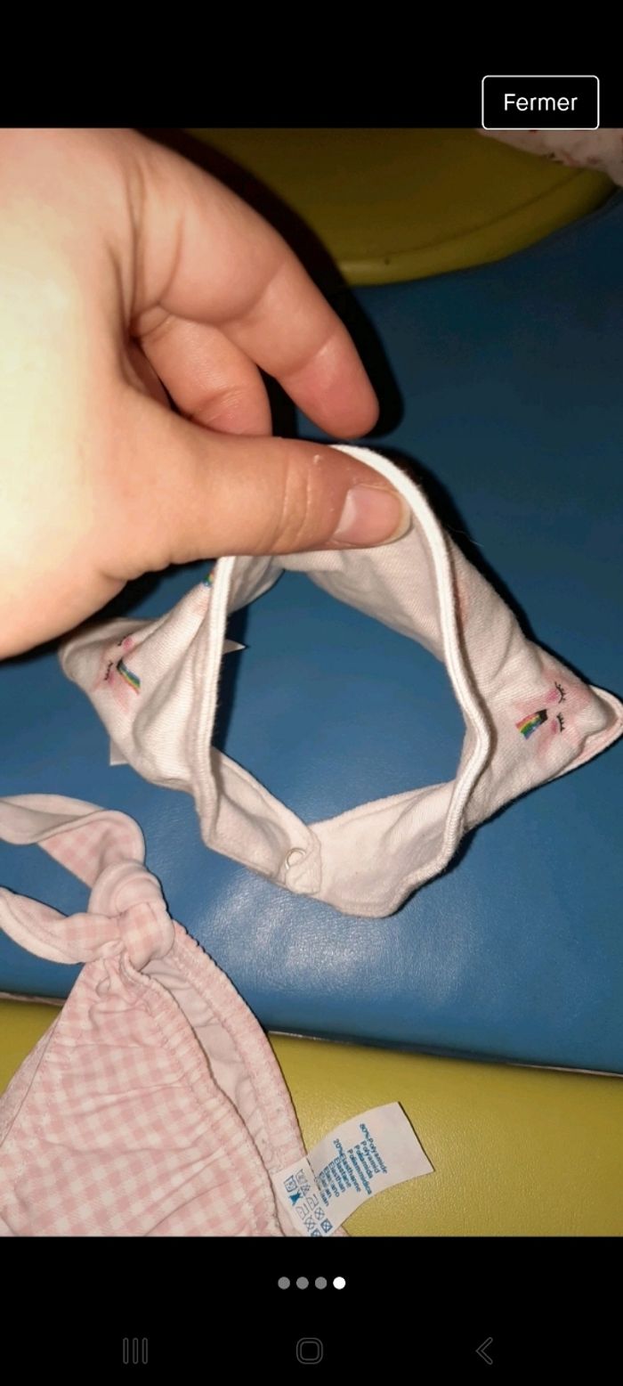 Foutoir bavoir bave blanc rose - photo numéro 3