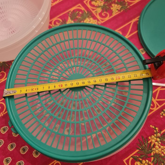 Lot  boîte conservation et Passoire à fruits et légumes Tupperware Neuf. - photo numéro 4