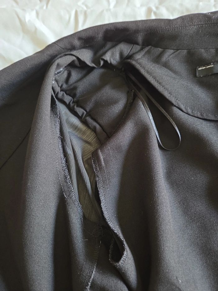 Magnifique Blazer Noir Edition Limitee en Taille 38 de chez Signature - photo numéro 8