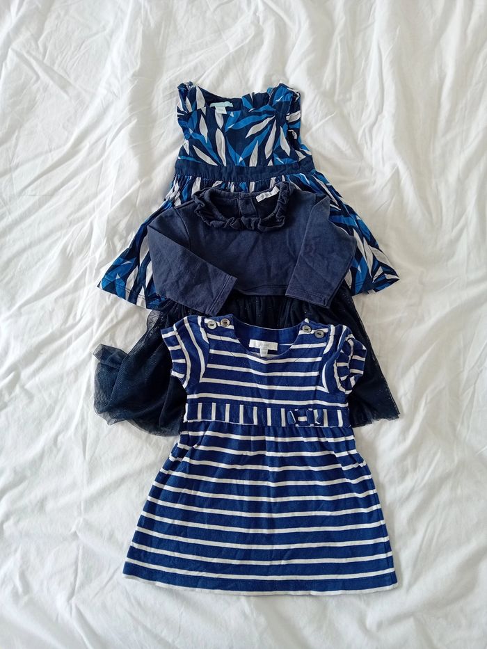 Lot de vêtements été fille 6 mois - photo numéro 1