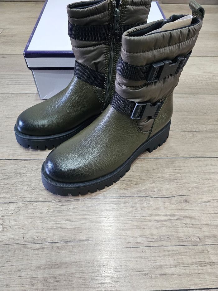 Magnifiques bottines fille en cuir, kaki, pointure 36, marque André - photo numéro 3