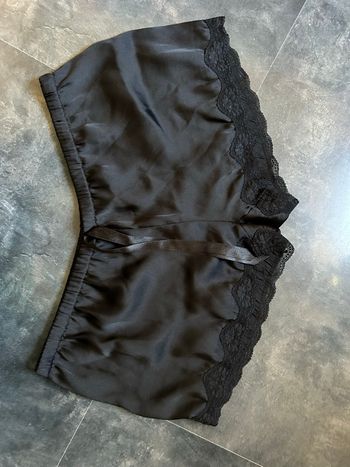 Short de pyjama noir avec dentelle S H&M
