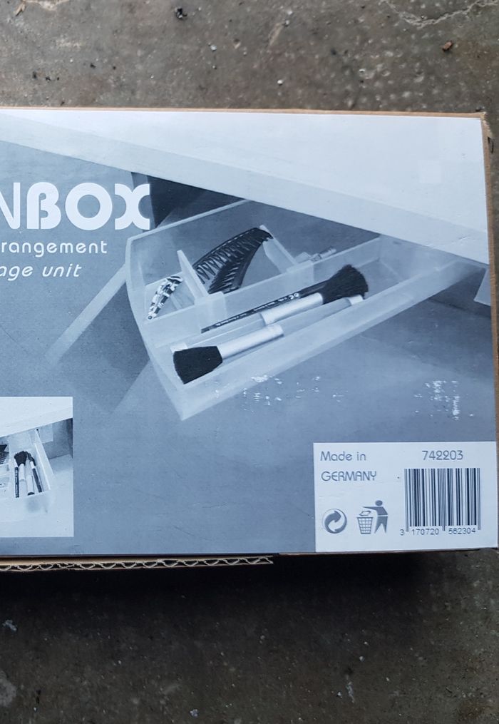 Bac de rangement pivotant Neuf