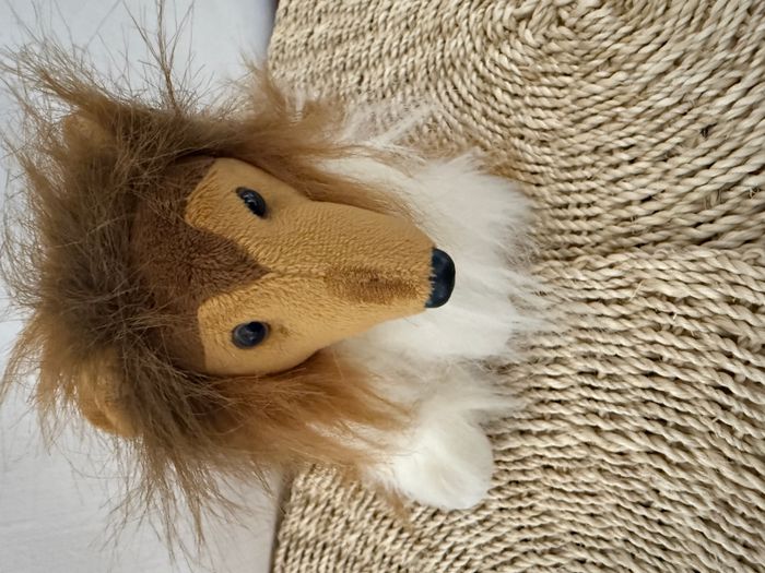 peluche chien colley style Lassie marron blanc