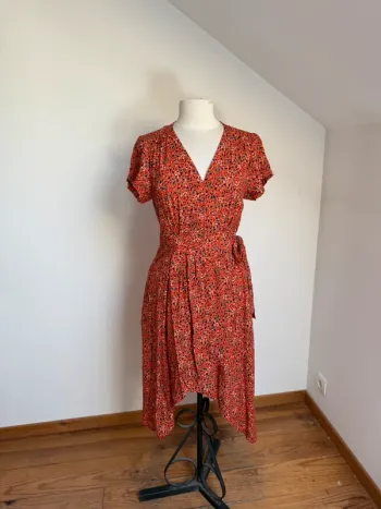 Superbe robe fluide neuve en viscose The korner 38 M