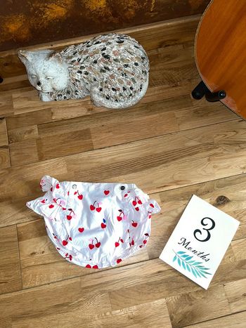 Bloomer culotte motifs cerises jacadi très bon état 3 mois taille grand